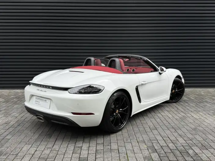 Porsche 718 2023 Model Boxster 2.0T – фото 3