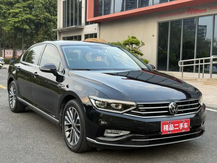 Volkswagen Magotan 2020 Model 330TSI DSG Luxury Model