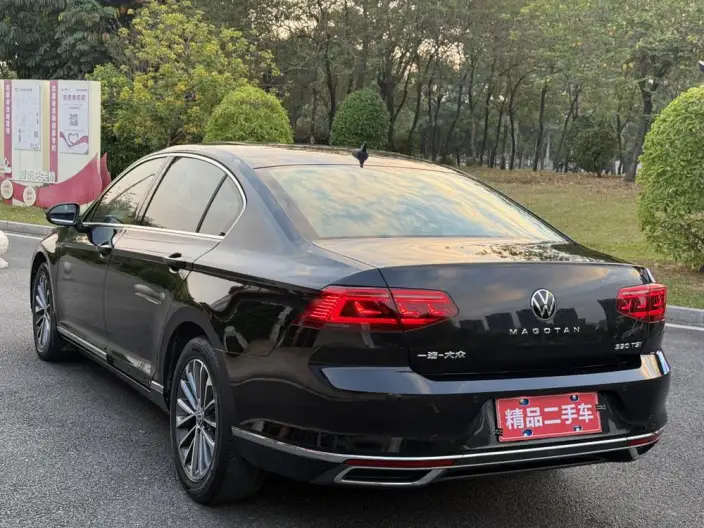 Volkswagen Magotan 2020 Model 330TSI DSG Luxury Model