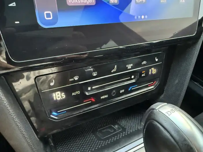 Volkswagen Magotan 2020 Model 330TSI DSG Luxury Model – фото 10