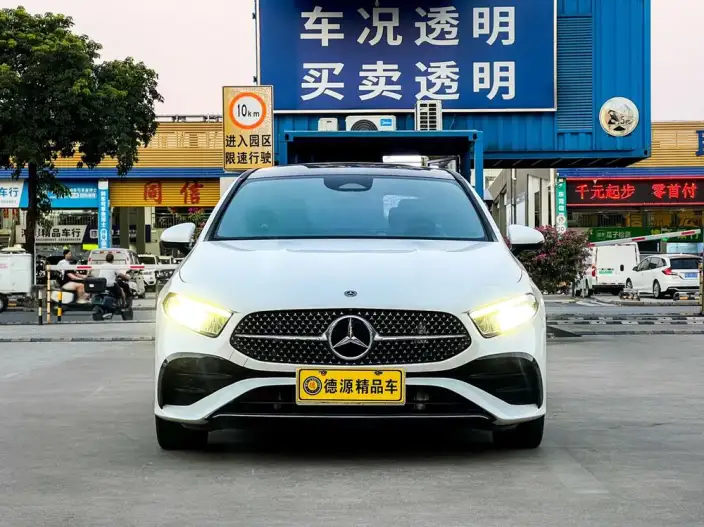 Mercedes-Benz A-class 2024 Model Facelift A 200 L Fashion Edition – фото 2