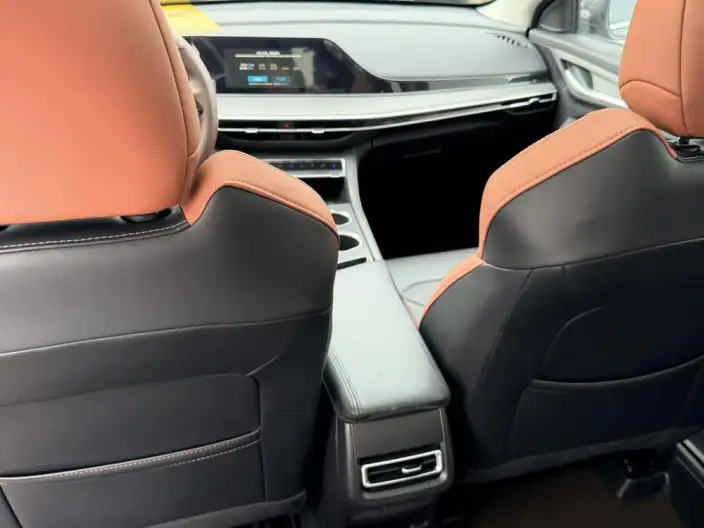 Changan Eado 2023 Model PLUS Changxiang Edition Blue whale NE 1.4T GDI DCT Noble Model – фото 8