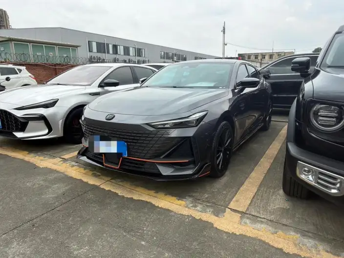 Changan UNI-V 2023 Model 1.5T Sports Edition