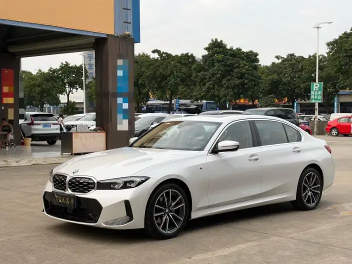 BMW 3 Series 2025 Model 325Li M Sports Set – фото 1