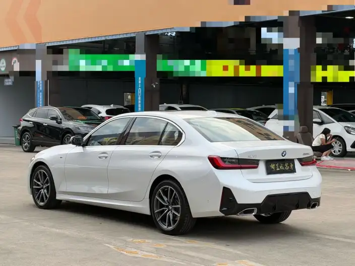 BMW 3 Series 2025 Model 325Li M Sports Set – фото 4