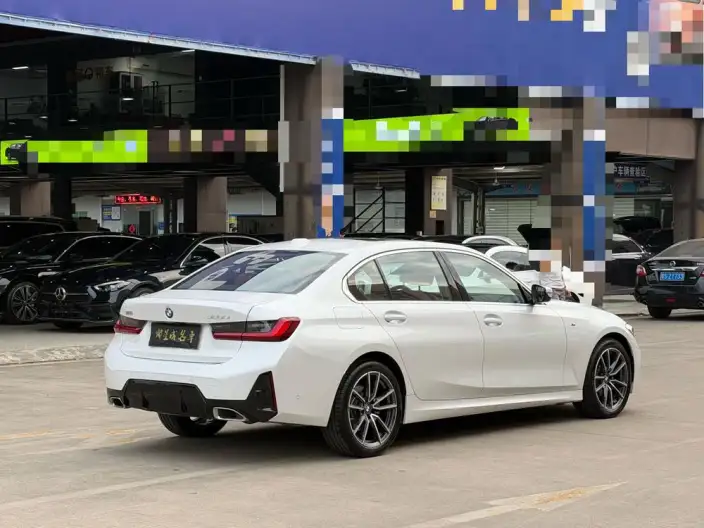 BMW 3 Series 2025 Model 325Li M Sports Set – фото 6