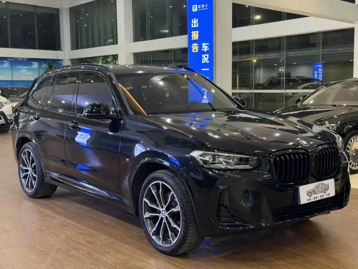 BMW X3 2023 Model xDrive30i Leading Model M Night Set – фото 3