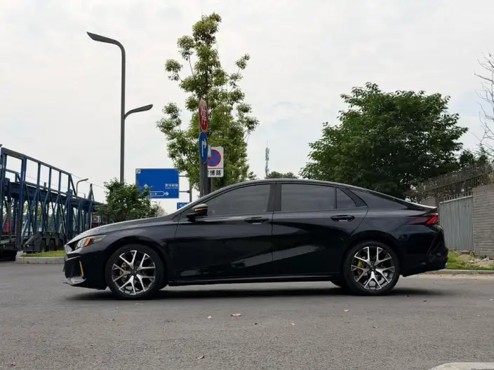 Emzoom 2021 Model 270T J15 Edition
