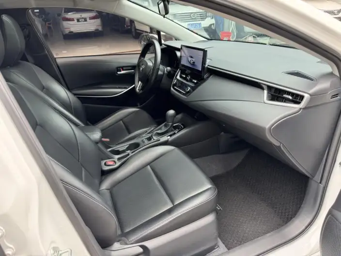 Toyota Corolla 2024 Model Intelligent Hybrid 1.8L E-CVT Pioneer Edition – фото 10