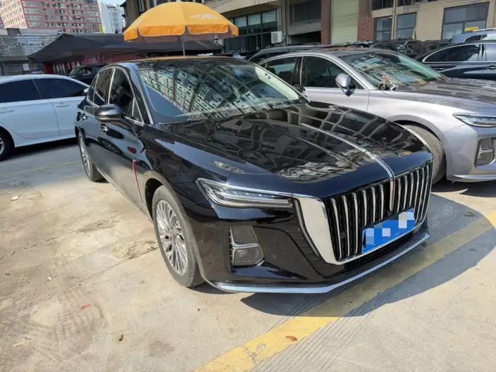 Hongqi H5 2023 Model 2.0T Automatic Smart Flag Enjoy Edition