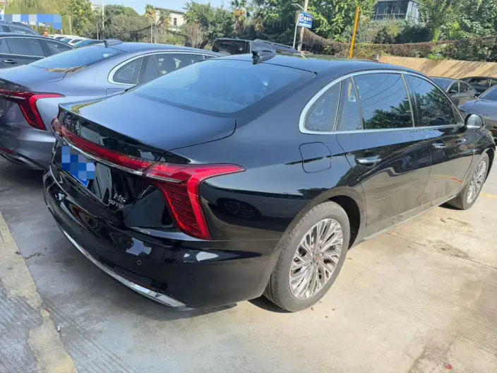 Hongqi H5 2023 Model 2.0T Automatic Smart Flag Enjoy Edition – фото 6