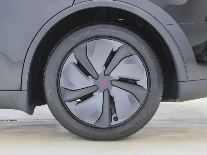 Model Y 2026 Model Rear-wheel drive version – фото 9