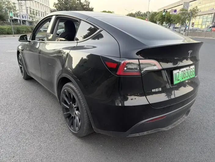 Model Y 2022 Model Facelift Long Battery Life Pro All-wheel drive version – фото 5