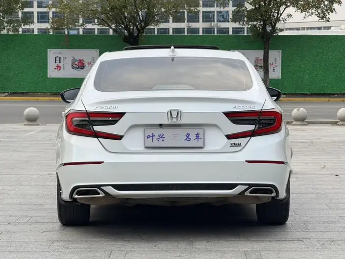 Honda Accord 2022 Model 260TURBO Deluxe Edition – фото 5