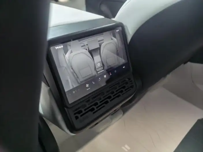 Model Y 2025 Model Facelift Long Battery Life Pro All-wheel drive version – фото 7