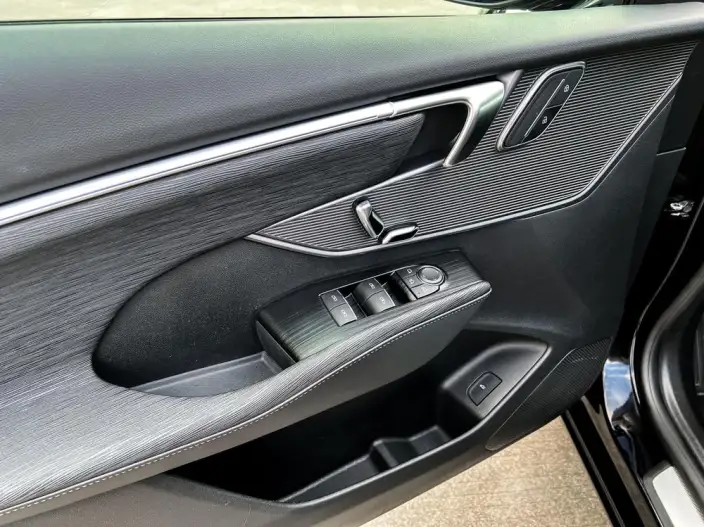 Buick LaCrosse 2023 Model 28T Automatic Yue Zun Edition – фото 9