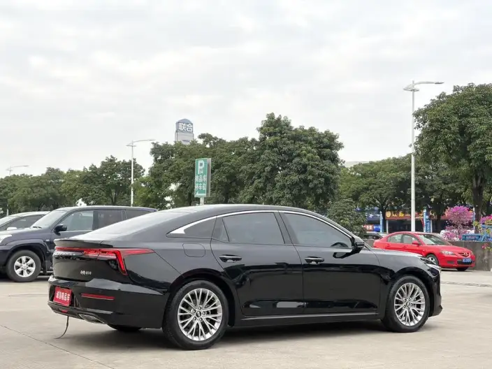 BESTUNE B70 2023 Model Third generation 1.5T Automatic Changxiang Edition Model – фото 6