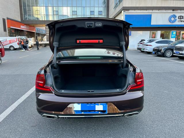 Volvo S90 2019 T5 Intelligent Refined – фото 8