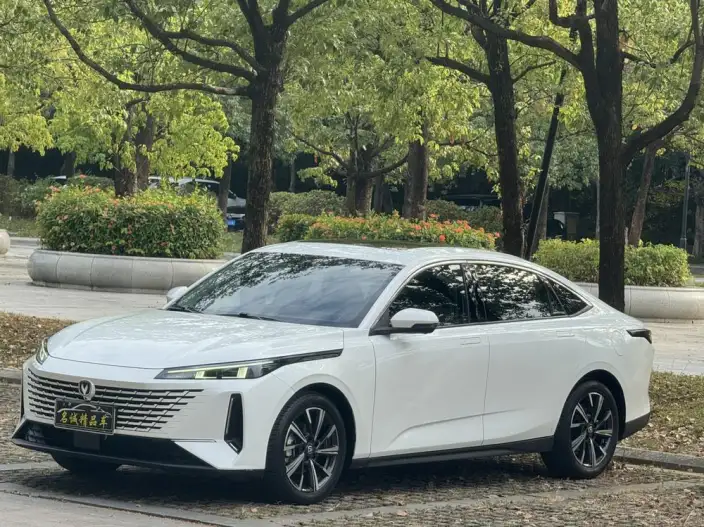 Changan Yida 2023 Model 1.5T GDI Automatic Pilot Model