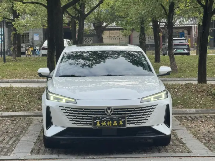 Changan Yida 2023 Model 1.5T GDI Automatic Pilot Model