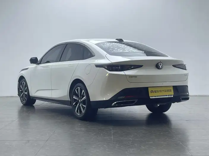 Changan Yida 2023 Model 1.5T GDI Automatic Pilot Model – фото 5