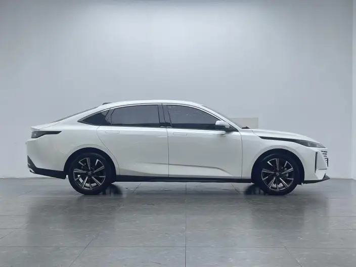 Changan Yida 2023 Model 1.5T GDI Automatic Pilot Model – фото 8