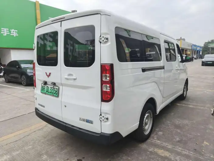 Wuling Yangguang 2024 Model 300km Comfort Model Passenger car Edition 60kW – фото 5
