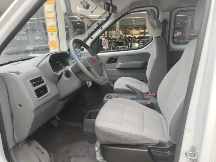 Wuling Yangguang 2024 Model 300km Comfort Model Passenger car Edition 60kW – фото 7