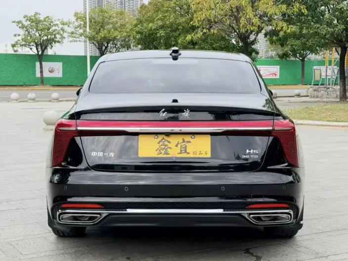 Hongqi H5 2024 Model 1.5T DCT Flag Rhythm Edition – фото 6