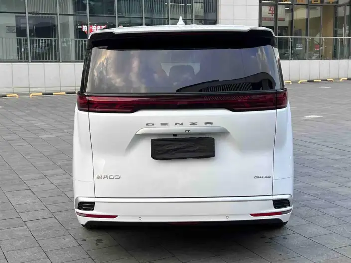 DENZA D9 DM 2025 Model Smart Driving Edition 1020 4WD Noble Model – фото 5