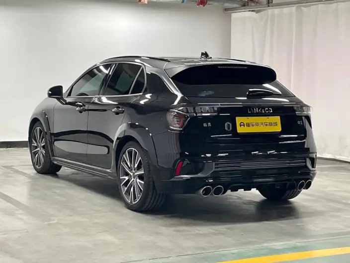 Lynk & Co 02 Hatchback 2022 Model 2.0TD Hatchback Pro – фото 5