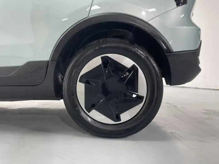 Geely Geometry E Firefly 2024 Model 301KM Xingguang – фото 9