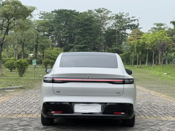 Leapmotor B01 2025 Model 650 Yuexiang Edition – фото 6