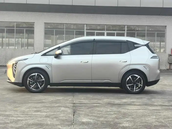 AION Y 2023 Model Plus 510 Smart collar Edition