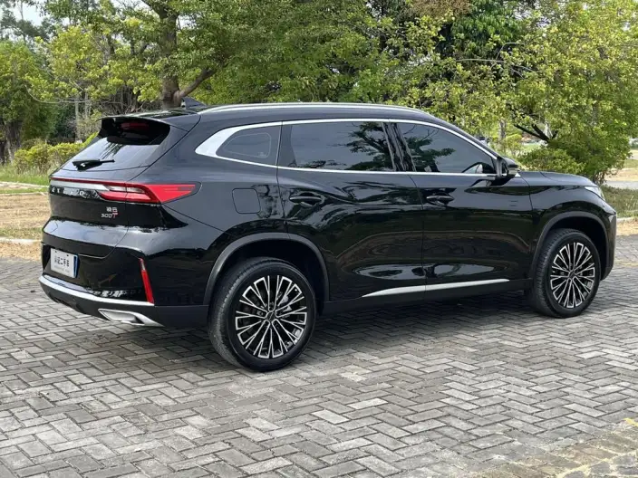 EXEED Lingyun 2025 Model 300T 2WD Beyond Edition – фото 7