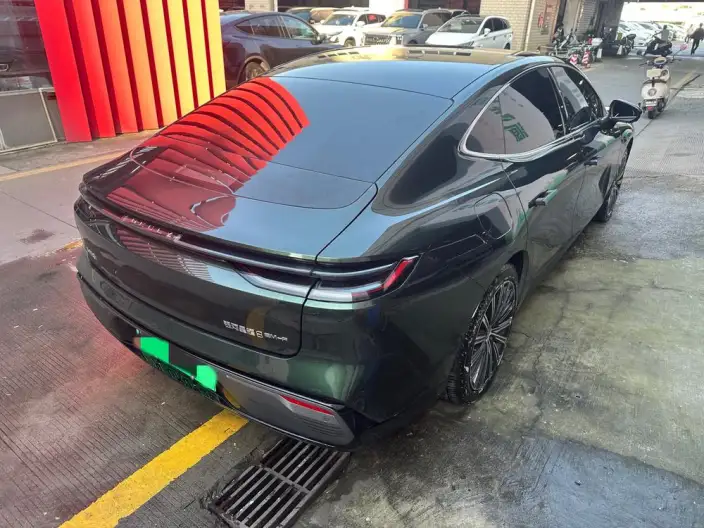 Geely Galaxy E8 PHEV 2025 Model 130km EM-P Galaxy Edition – фото 5
