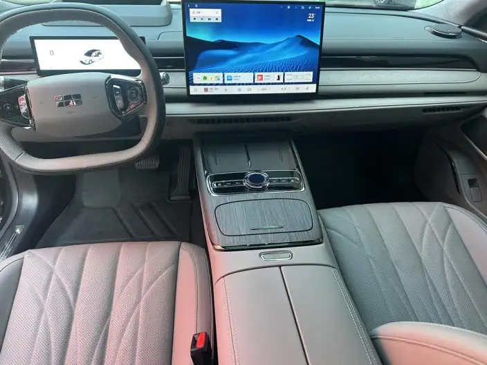 Geely Galaxy E8 PHEV 2025 Model 130km EM-P Galaxy Edition – фото 7