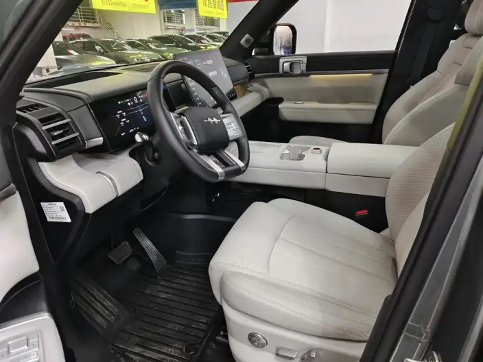 Titan 7 PHEV 2025 Model 190KM 4WD Ultra Edition – фото 8