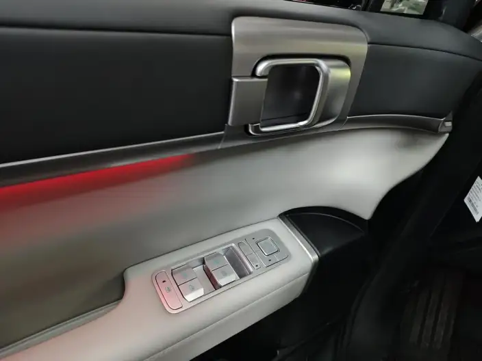 Titan 7 PHEV 2025 Model 190KM 4WD Ultra Edition – фото 10