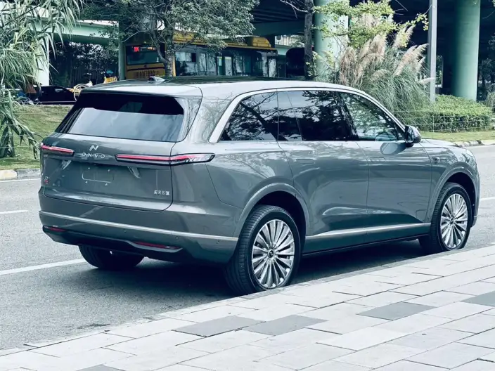 ONVO L90 2025 Model VI seat Edition Ultra – фото 5