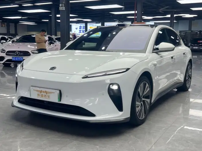NIO ET5 2022 Model 75kWh – фото 9