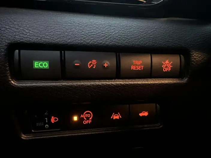 Nissan Sylphy 2022 Model 1.6L TOP CVT Luxury Edition – фото 9
