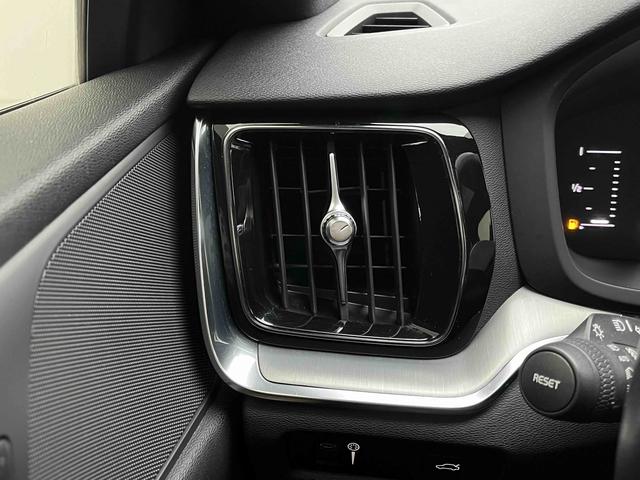 Volvo S60 2020 T4 Intelligent Refined Luxury – фото 14