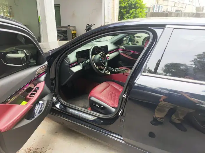 BMW 5 Series 2024 Model 530Li Exclusive Model M Sports Set – фото 10