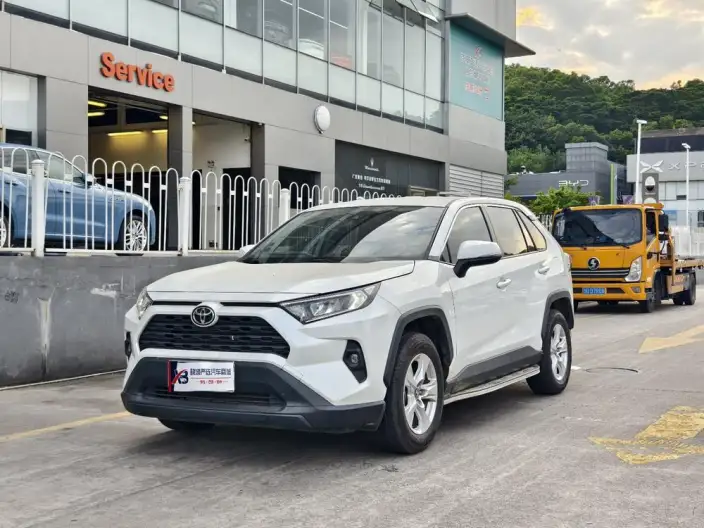 Toyota RAV4 2023 Model 2.0L CVT 2WD Urban Edition – фото 1