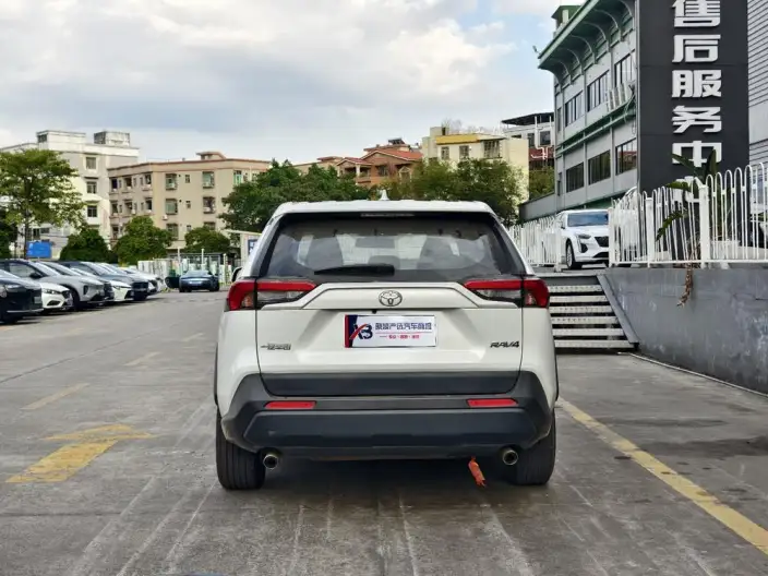Toyota RAV4 2023 Model 2.0L CVT 2WD Urban Edition – фото 5