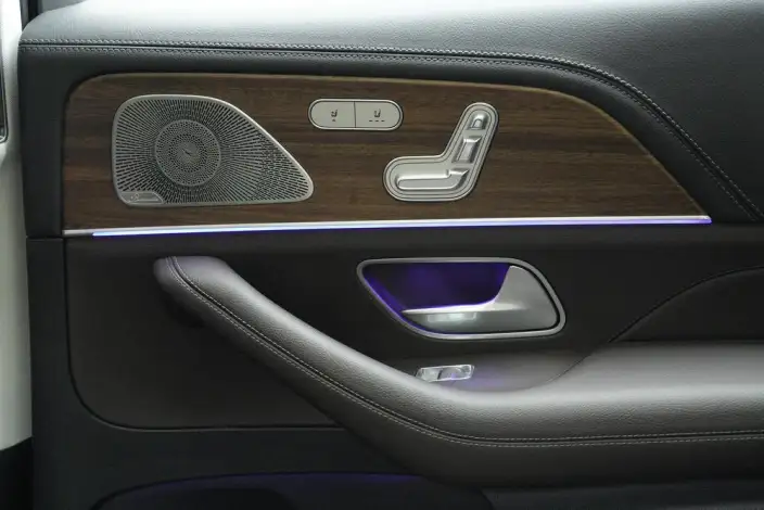 Mercedes-Benz GLS 2022 Model Facelift II GLS 450 4MATIC Luxury Model – фото 8