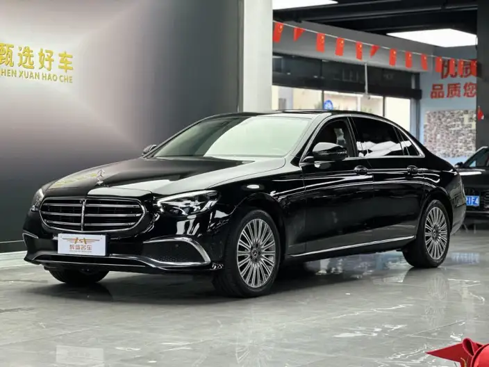 Mercedes-Benz E-Class 2023 Model E 300 L Fashion Model sedan – фото 1