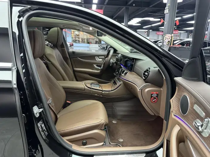 Mercedes-Benz E-Class 2023 Model E 300 L Fashion Model sedan – фото 9