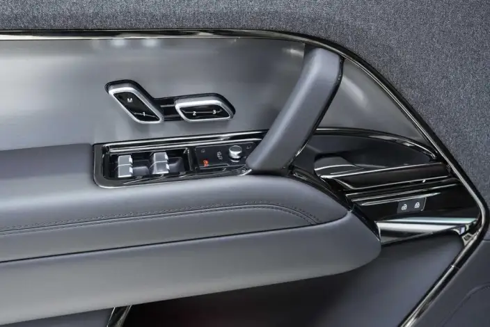 Range Rover Sport 2024 Model 400PS DYNAMIC SE – фото 8